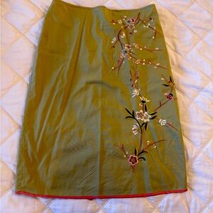 Anthropologie brand Women’s skirt, size 2, cotton and silk with embroidery